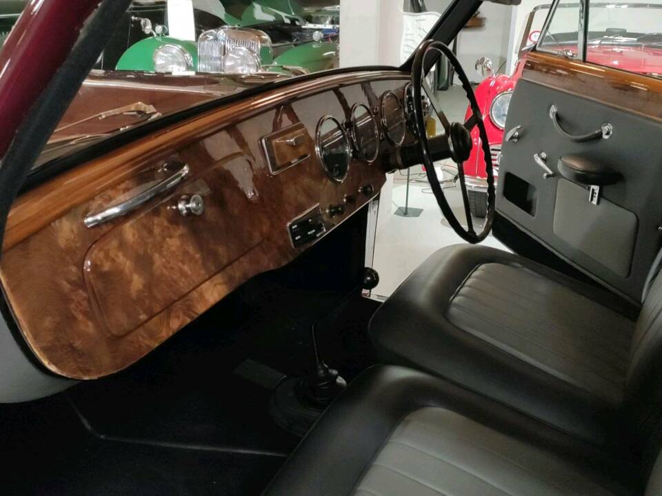 Bild 8/47 von Lagonda 3 Litre MK II (1957)