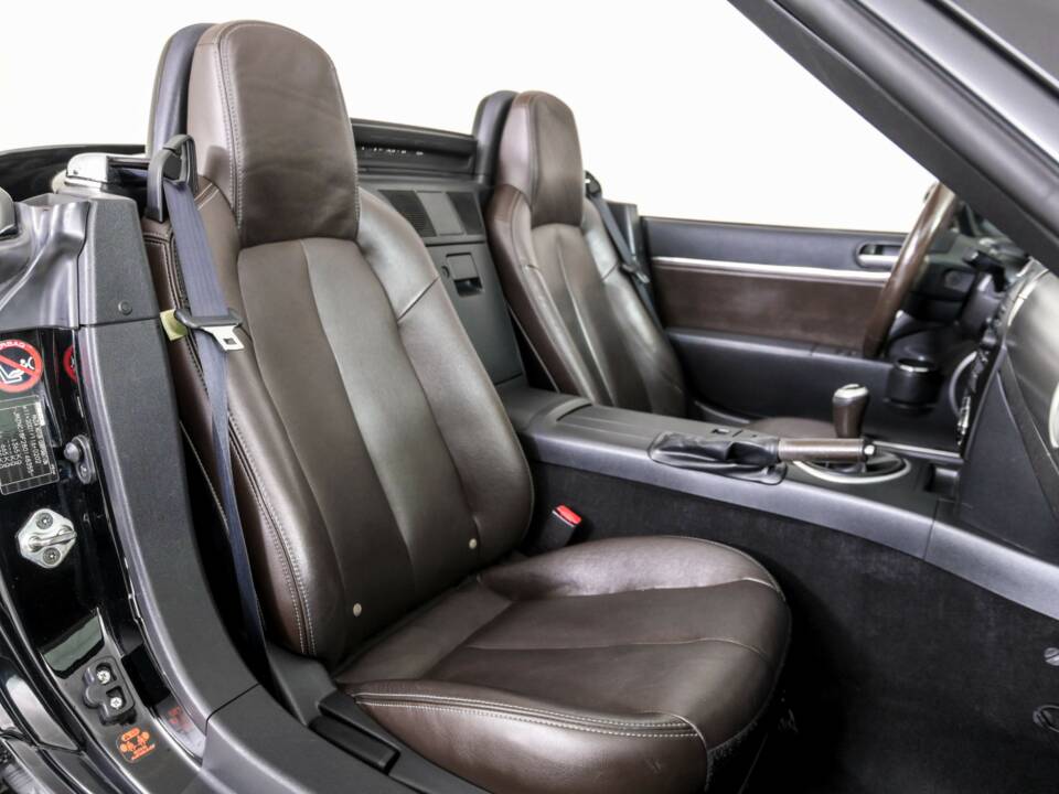 Image 19/50 of Mazda MX-5 2.0 (2009)