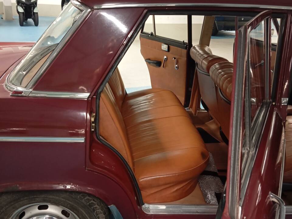 Image 33/50 of FIAT 1500 L (1965)