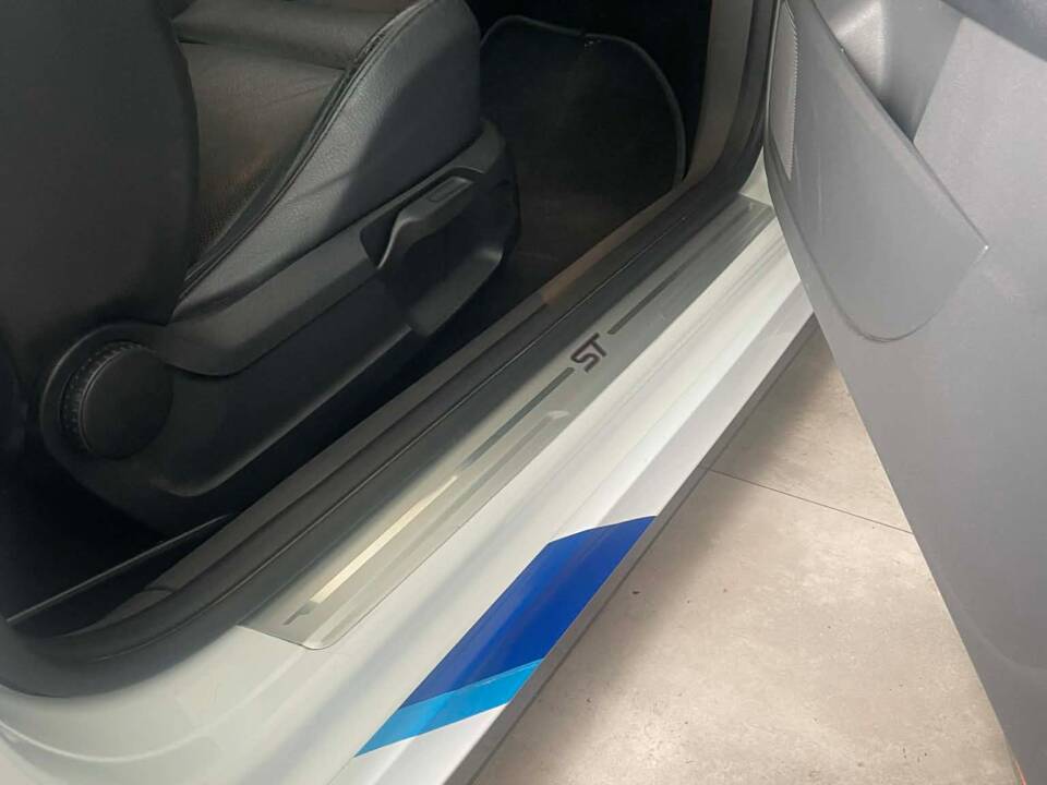 Imagen 20/35 de Ford Focus ST "WRC Edition" (2007)