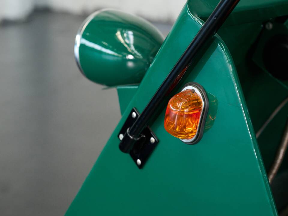 Image 19/50 of BMW Isetta hunting car (1955)