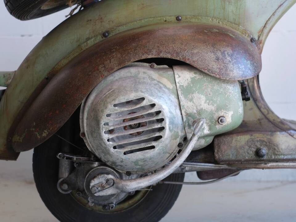 Immagine 11/18 di Piaggio Vespa 125 (1953)