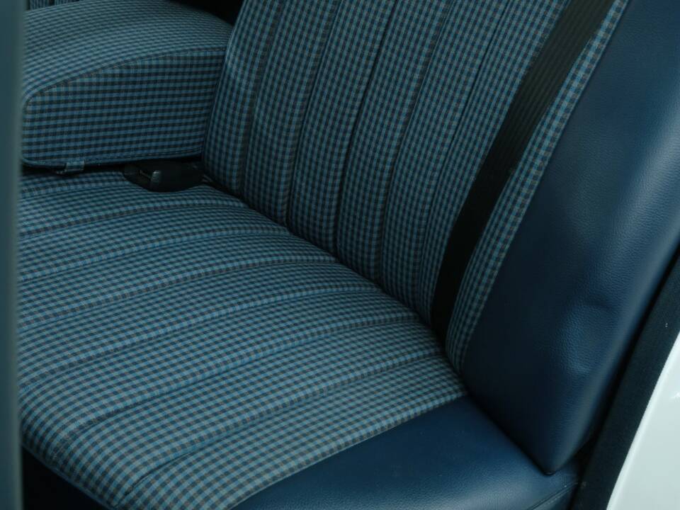 Image 26/50 de Mercedes-Benz 280 SEL (1978)