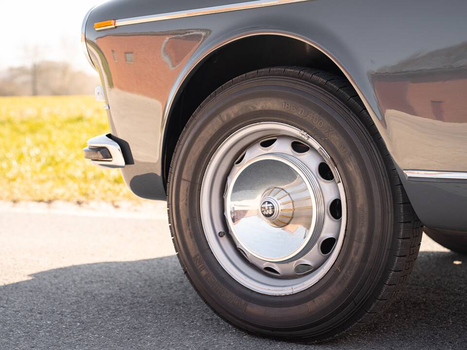 Afbeelding 14/39 van Alfa Romeo 2600 Berlina (1962)