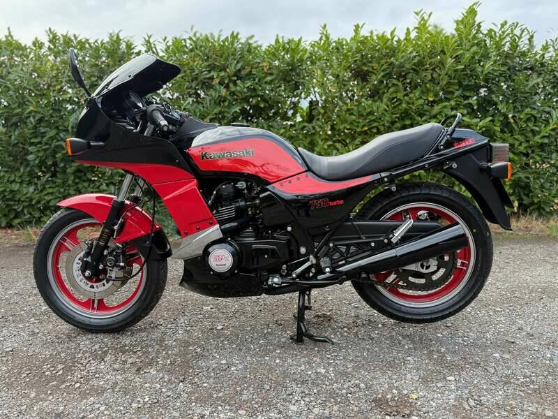 Bild 2/41 von Kawasaki DUMMY (1984)