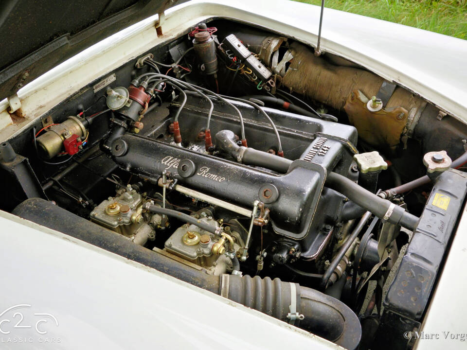 Image 16/55 de Alfa Romeo 2000 Spider (1959)