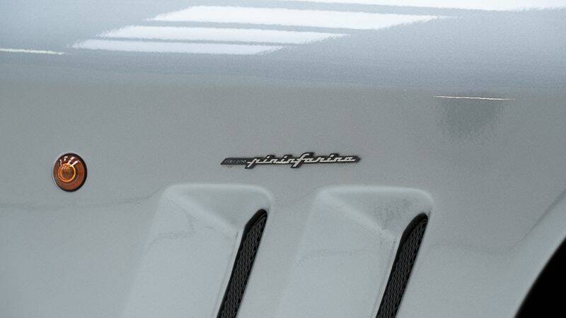 Image 14/15 of Ferrari 550 Maranello (1997)
