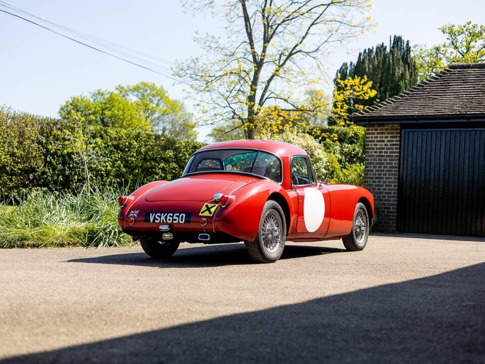 Image 24/50 de MG MGA 1500 (1957)