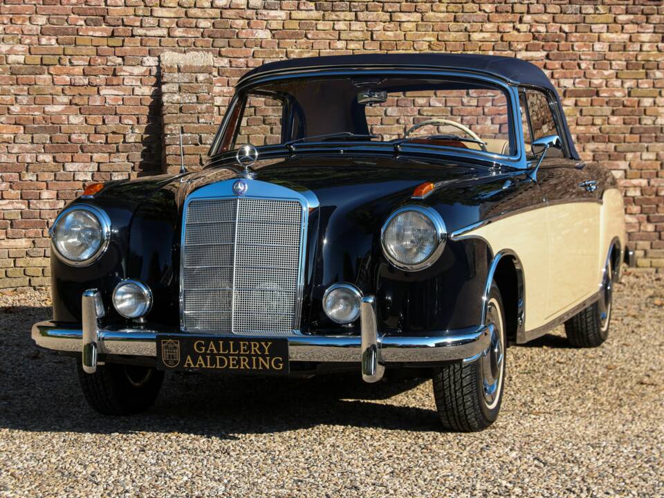 Imagen 7/50 de Mercedes-Benz 220 S Cabriolet (1956)