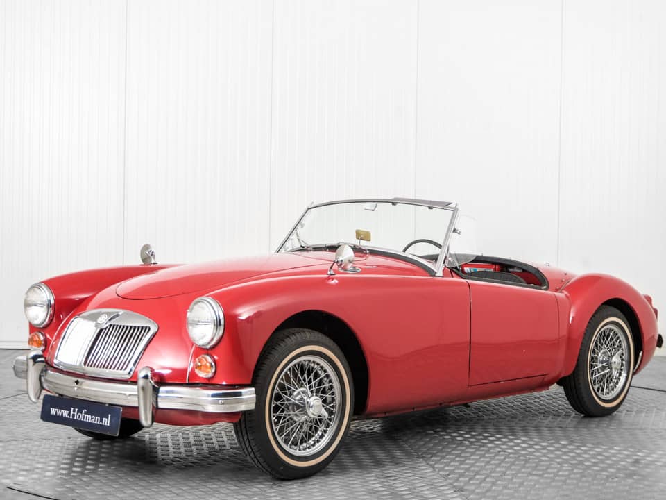 Image 1/50 of MG MGA 1600 (1961)