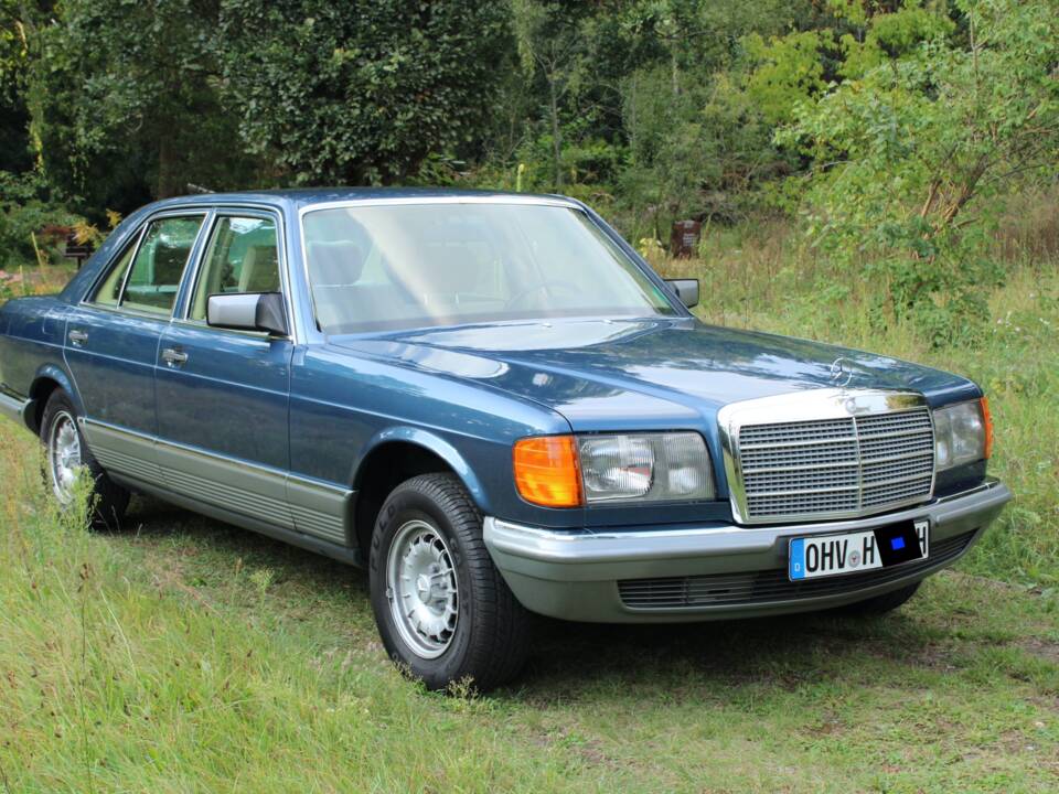 Image 1/51 de Mercedes-Benz 500 SE (1984)