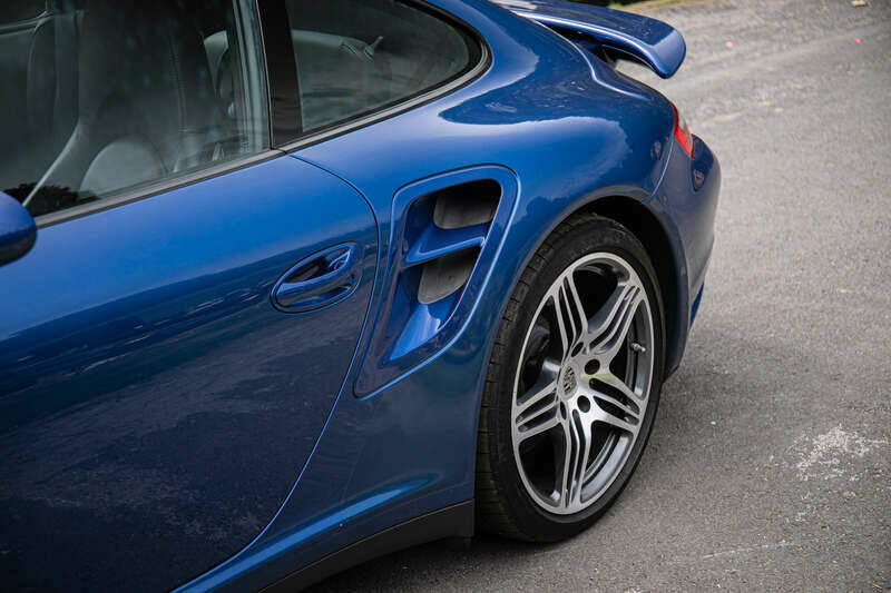 Bild 36/42 von Porsche 911 Turbo (2006)