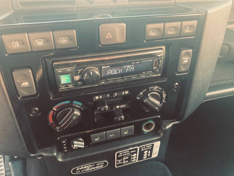 Imagen 10/14 de Land Rover Defender 110 (2015)