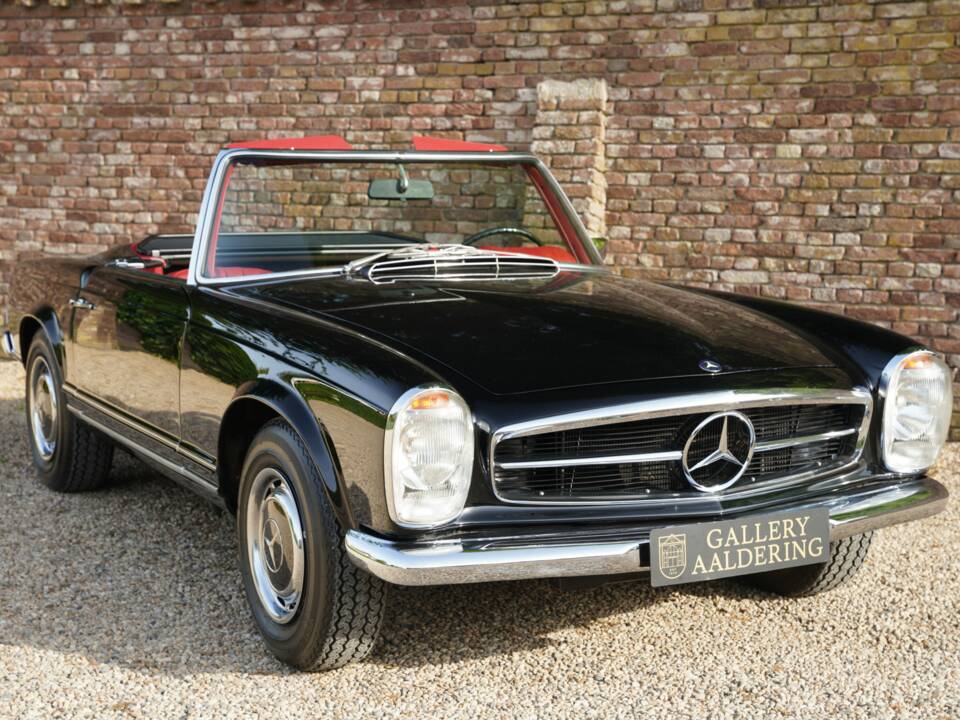 Imagen 36/50 de Mercedes-Benz 280 SL (1969)