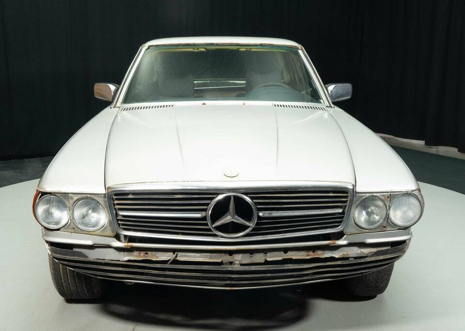 Image 3/8 de Mercedes-Benz 280 SLC (1978)