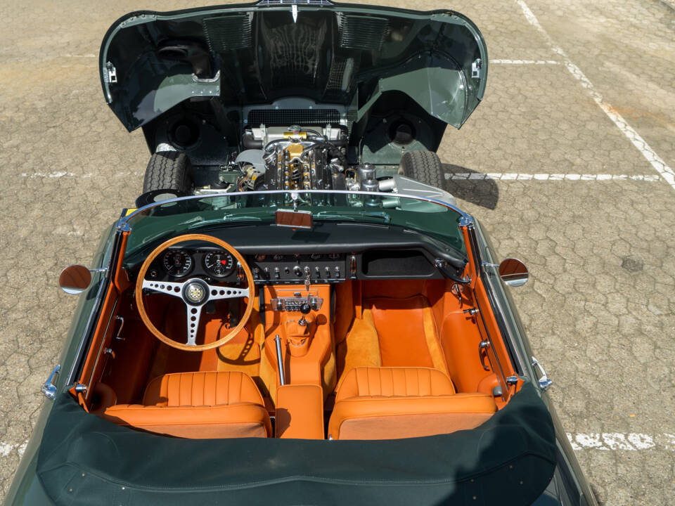 Afbeelding 17/33 van Jaguar E-Type 4.2 (1967)