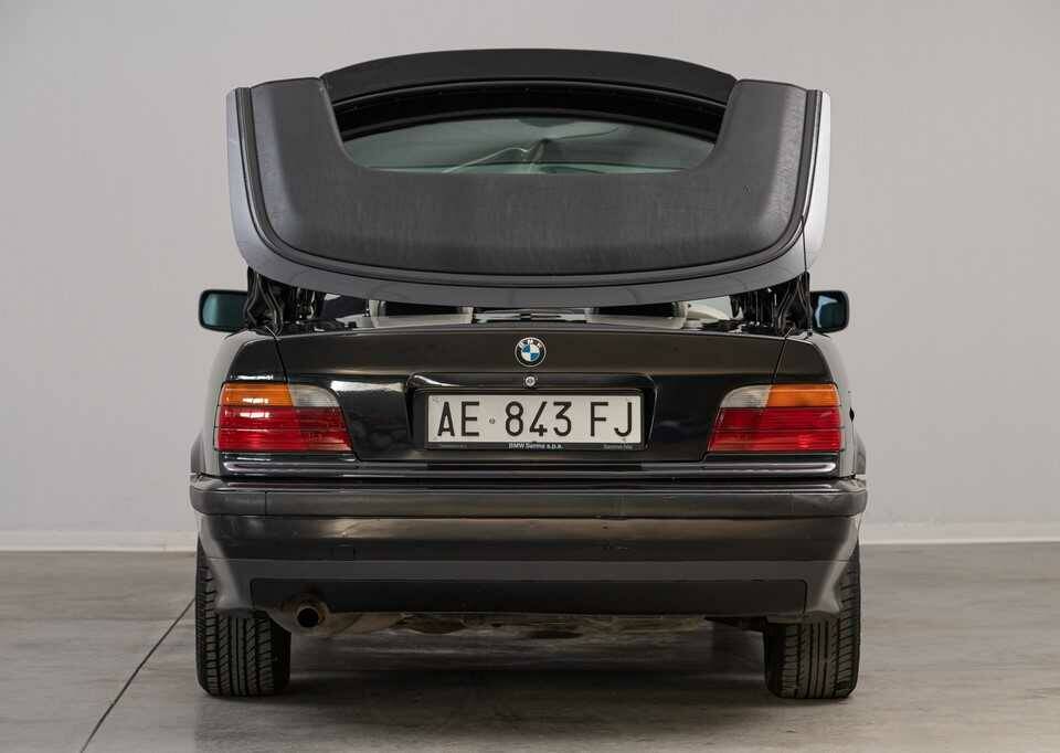 Image 6/46 de BMW 318i (1995)