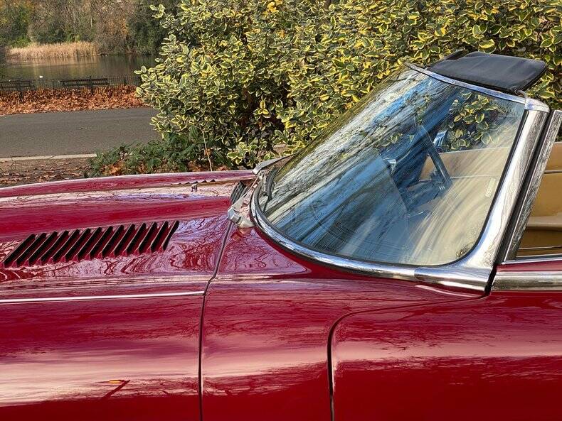 Afbeelding 48/50 van Jaguar E-Type V12 (1973)