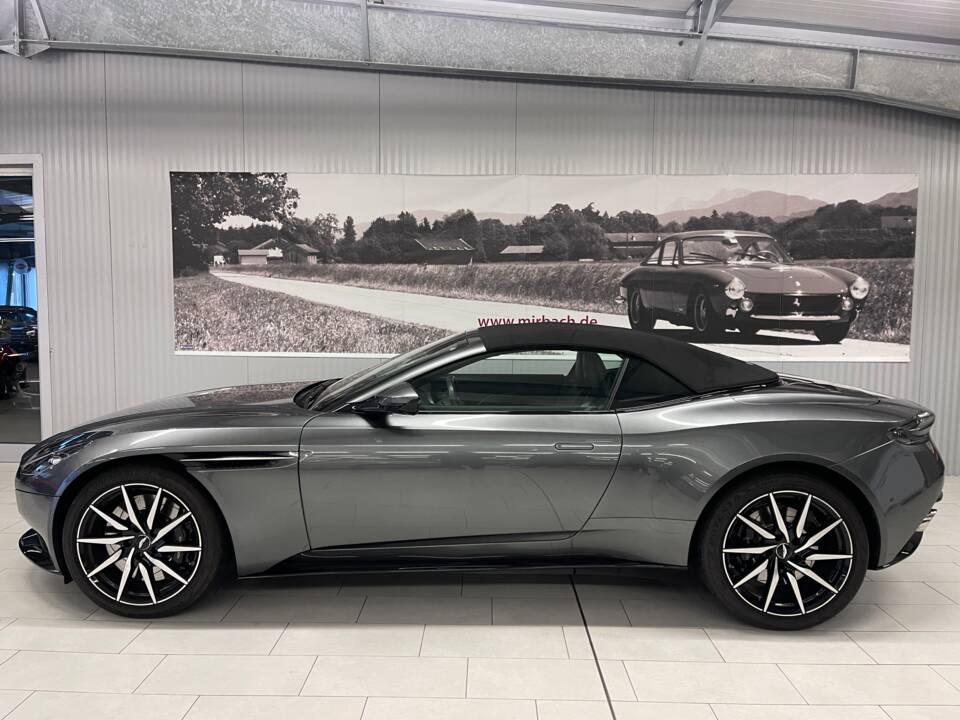 Afbeelding 1/18 van Aston Martin DB 11 Volante (2020)