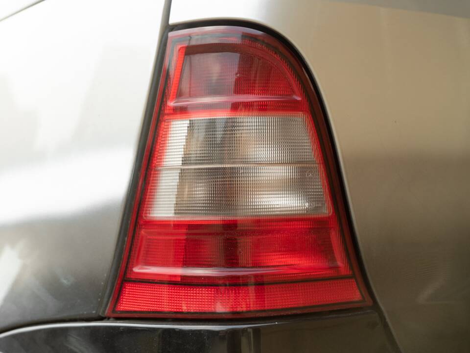 Bild 12/40 von Mercedes-Benz A 160 (1999)