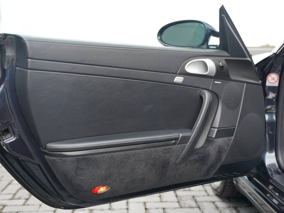 Bild 15/50 von Porsche 911 Carrera 4S (2007)