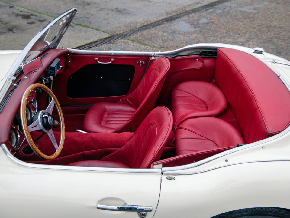 Afbeelding 19/36 van Austin-Healey 100&#x2F;6 (BN4) (1957)