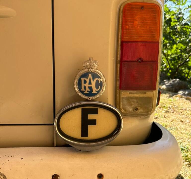 Bild 29/51 von Volkswagen T2a Kombi (1971)