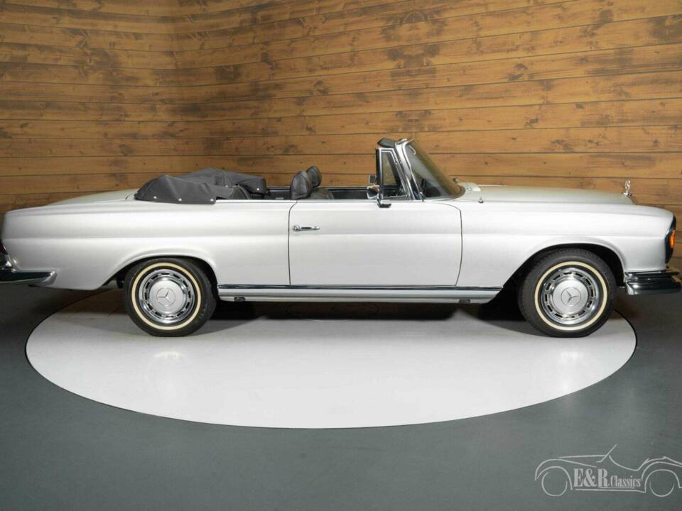 Imagen 14/19 de Mercedes-Benz 280 SE (1969)