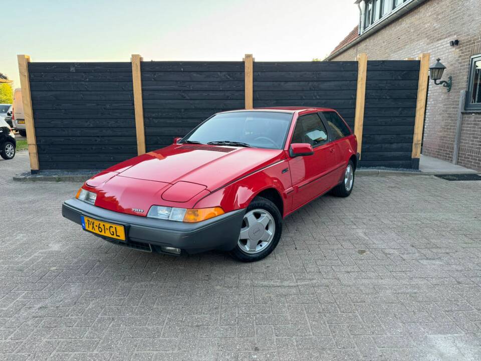 Image 3/8 of Volvo 480 ES (1988)