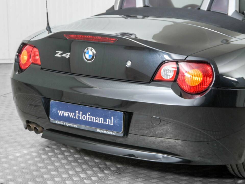 Bild 30/50 von BMW Z4 2.5i (2004)