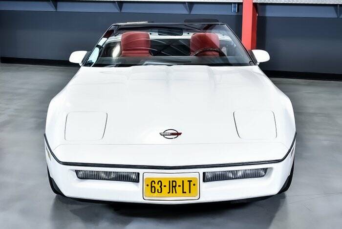 Imagen 6/7 de Chevrolet Corvette Convertible (1988)