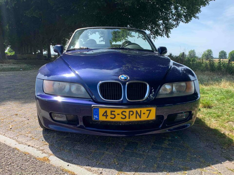 Bild 4/8 von BMW Z3 1.8 (1996)