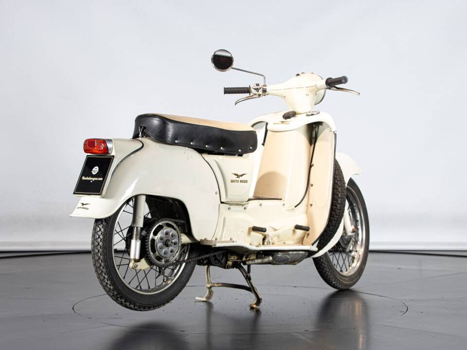 Image 6/50 of Moto Guzzi Galletto (1962)