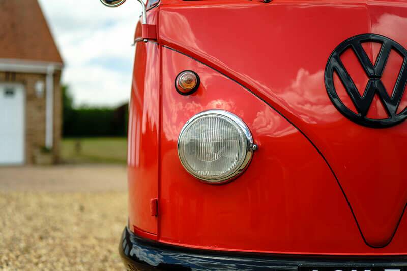 Image 36/50 of Volkswagen T1 panel van (1963)