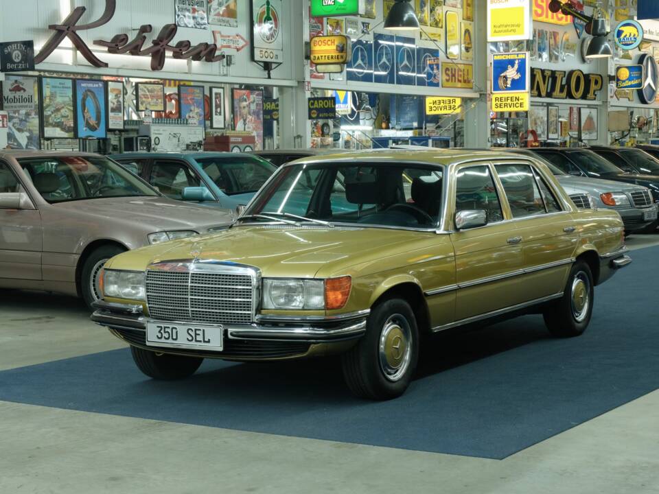 Image 68/76 of Mercedes-Benz 350 SEL (1977)