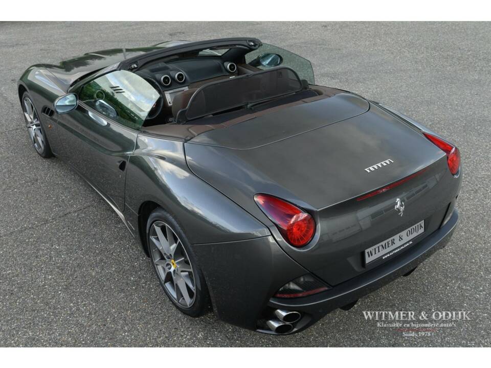 Obraz 15/39 pojazdu Ferrari California (2009)