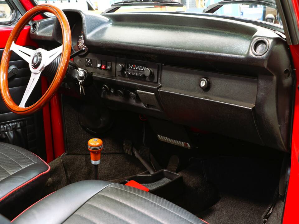 Immagine 23/34 di Volkswagen Beetle 1303 LS (1978)