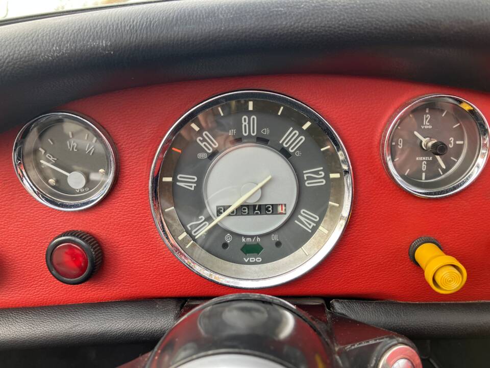 Image 17/21 of Volkswagen Karmann Ghia 1600 (1971)