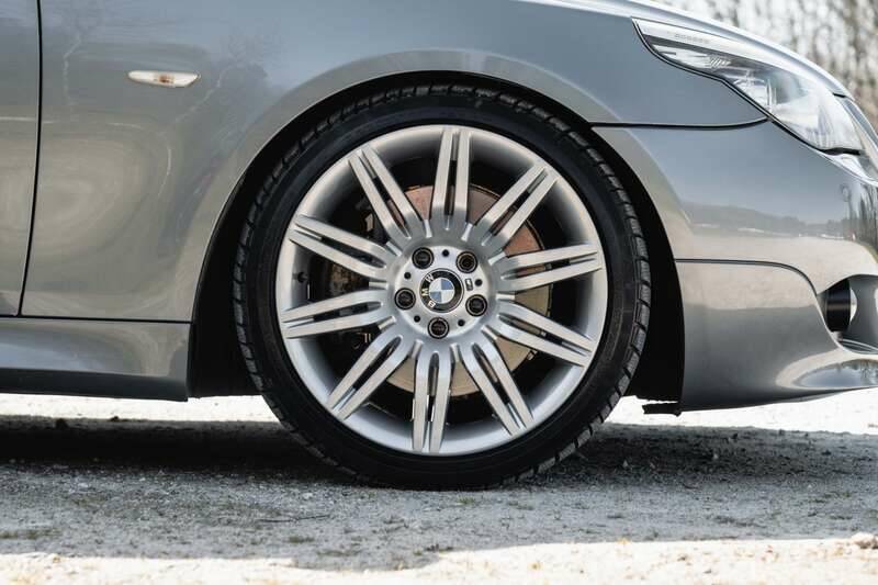 Bild 20/50 von BMW 550i (2006)