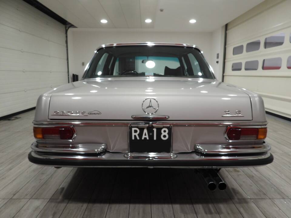 Bild 5/7 von Mercedes-Benz 280 SE 3,5 (1972)