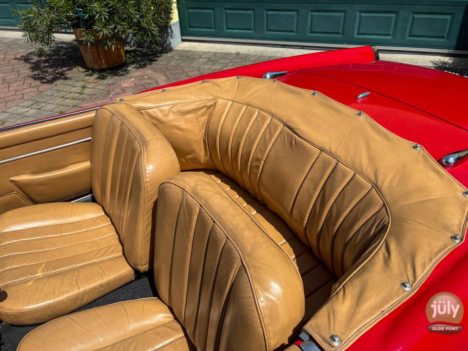 Bild 13/14 von Alfa Romeo 2600 Spider (1963)