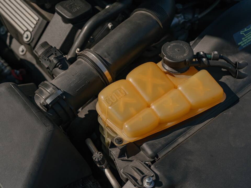 Image 140/185 of BMW Z8 (2001)