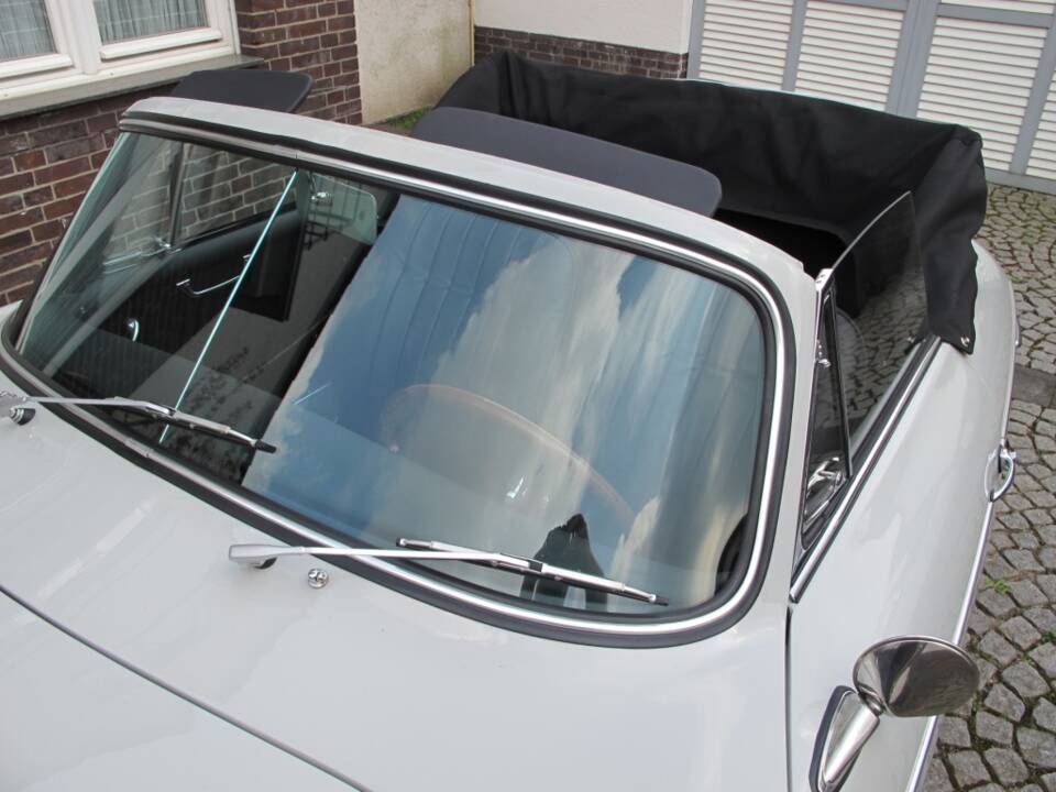 Image 12/100 of Porsche 356 B 1600 Super (1961)
