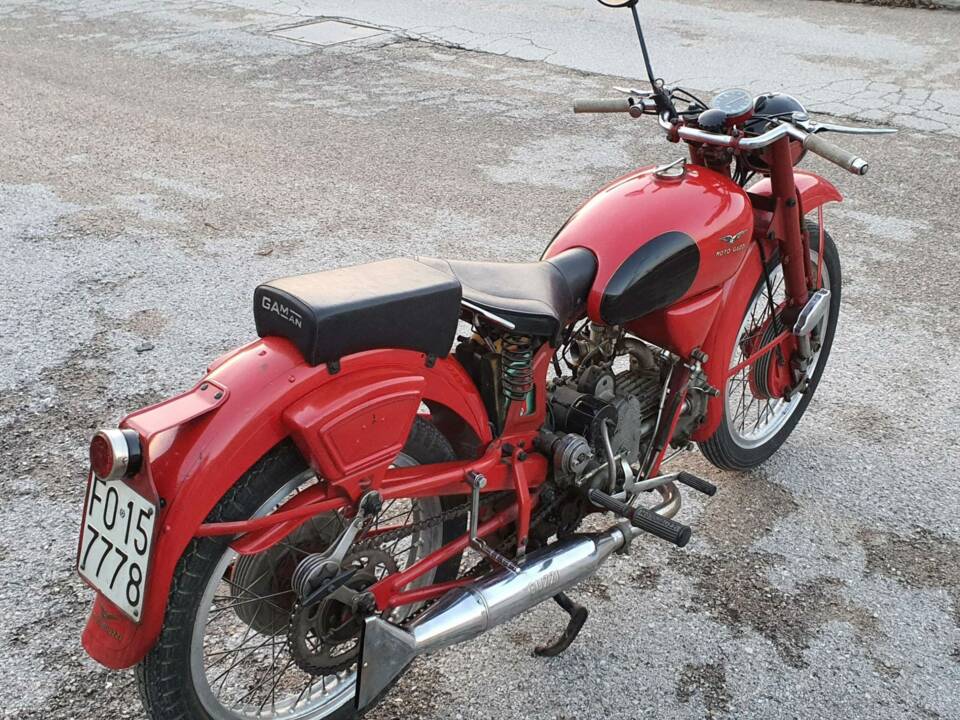 Image 10/12 of Moto Guzzi DUMMY (1952)