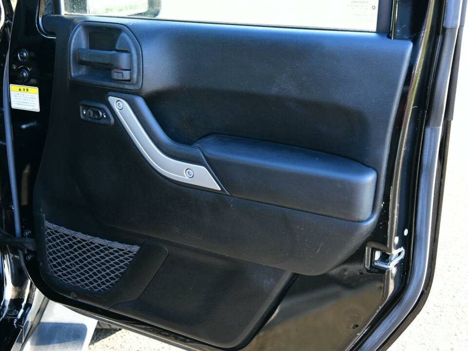 Image 33/50 of Jeep Wrangler 3.6 V6 (2014)