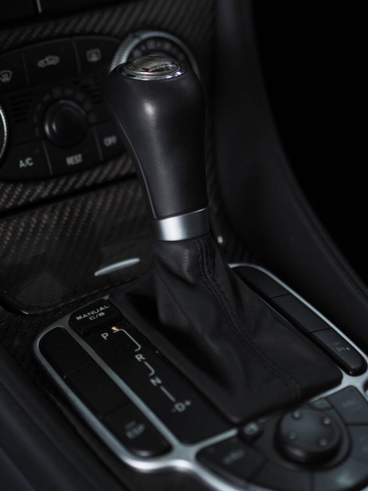 Immagine 45/49 di Mercedes-Benz SL 55 AMG (2006)