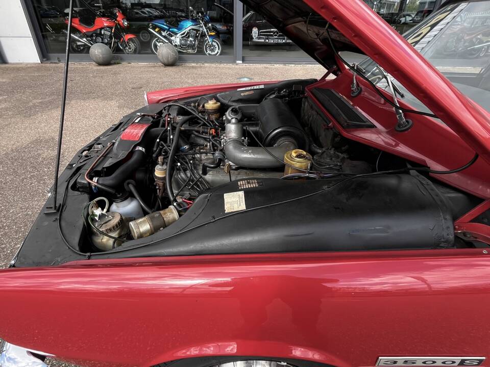 Image 35/53 de Rover 3500 S (1975)