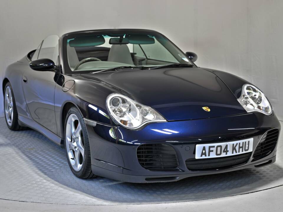 Bild 4/50 von Porsche 911 Carrera 4S (2004)