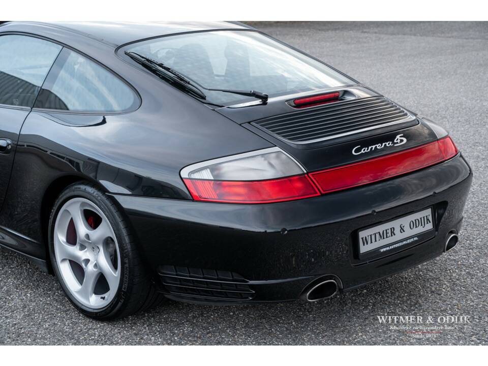 Afbeelding 10/29 van Porsche 911 Carrera 4S (2002)