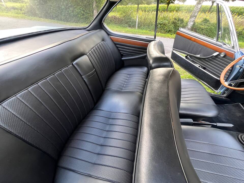 Immagine 24/74 di BMW 2000 CS (1969)